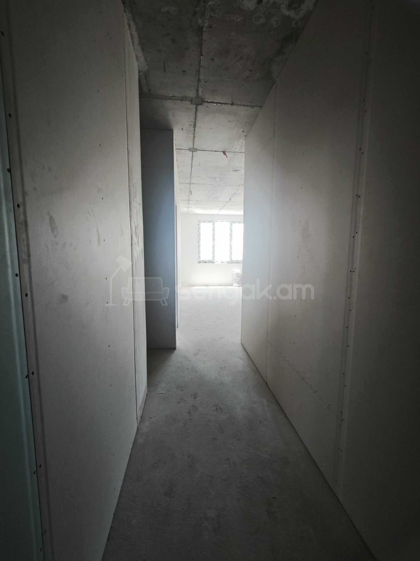 3 Սենյականոց Բնակարան Նորակառույցում, 69քմ, 13/13 հարկ, Զրոյական Վիճակում