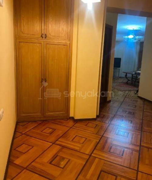 3 Սենյականոց Բնակարան, 80քմ, 2/9 հարկ, Կապիտալ Վերանորոգված, Կահավորված, Արևկող