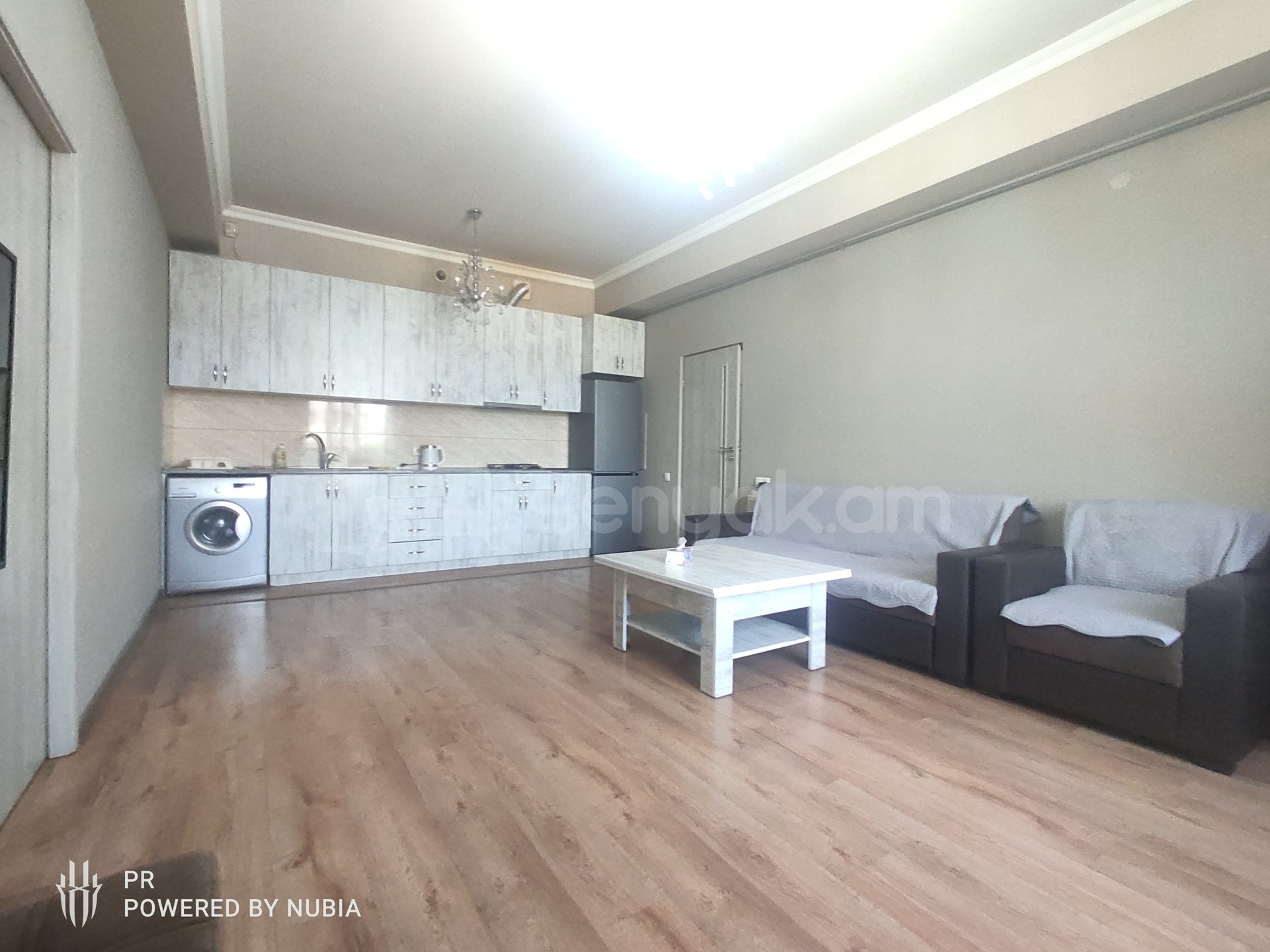 3 Սենյականոց Բնակարան Նորակառույցում, 100քմ, 3/14 հարկ, Կապիտալ Վերանորոգված, Կահավորված
