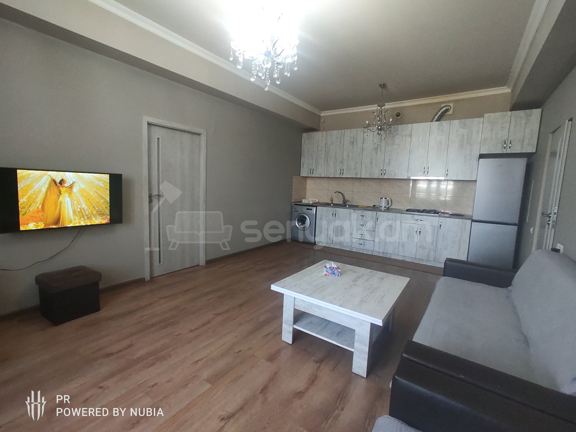 3 Սենյականոց Բնակարան Նորակառույցում, 100քմ, 3/14 հարկ, Կապիտալ Վերանորոգված, Կահավորված