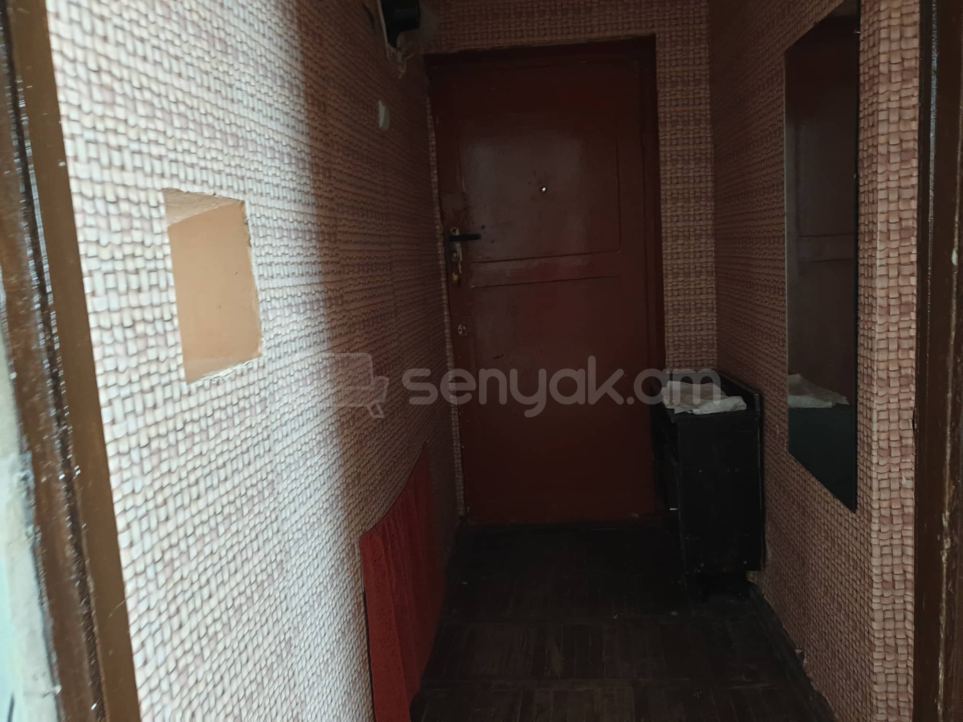 3 Սենյականոց Բնակարան Քարե Շենքում, 54քմ, 4/4 հարկ, Կոսմետիկ Վերանորոգված
