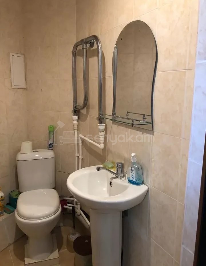 2 Սենյականոց Բնակարան Քարե Շենքում, 40քմ, 3/4 հարկ, Կապիտալ Վերանորոգված, Կահավորված