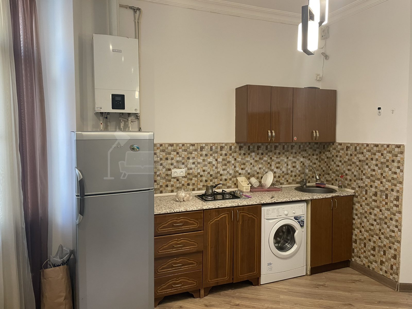 2 Սենյականոց Բնակարան Քարե Շենքում, 40քմ, 3/4 հարկ, Կապիտալ Վերանորոգված, Կահավորված