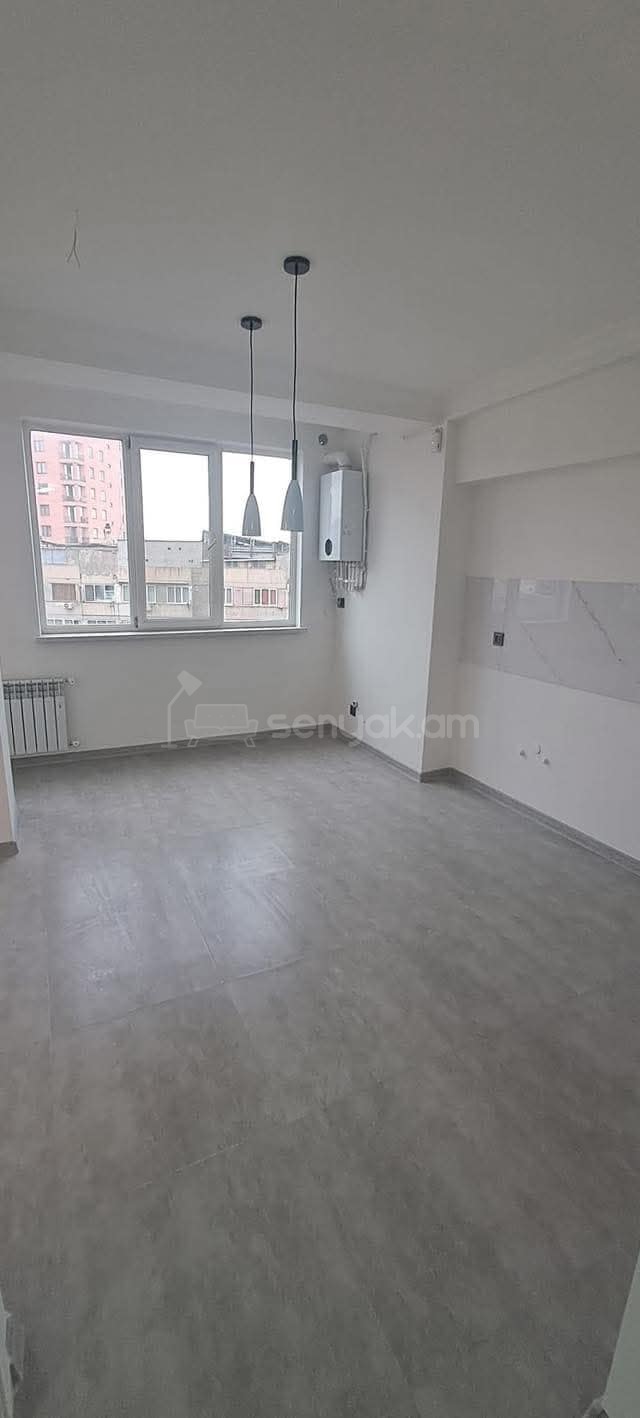 2 Սենյականոց Բնակարան, 40քմ, 6/10 հարկ, Կապիտալ Վերանորոգված