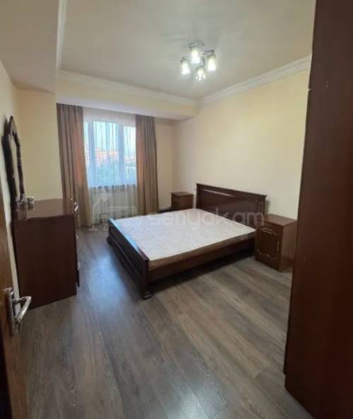 3 Սենյականոց Բնակարան, 82քմ, 8/14 հարկ, Կապիտալ Վերանորոգված, Կահավորված, Արևկող
