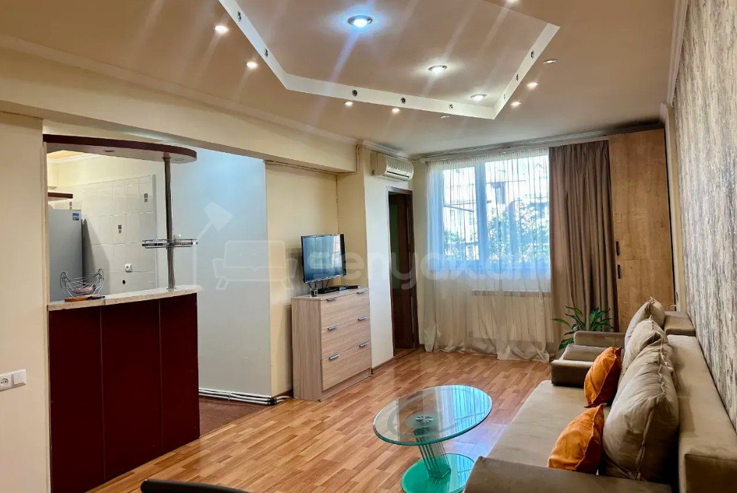 2 Սենյականոց Բնակարան, 42քմ, 5/11 հարկ, Կապիտալ Վերանորոգված, Կահավորված, Արևկող