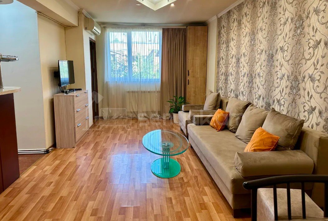 2 Սենյականոց Բնակարան, 42քմ, 5/11 հարկ, Կապիտալ Վերանորոգված, Կահավորված, Արևկող