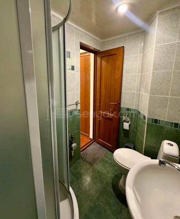 2 Սենյականոց Բնակարան, 42քմ, 5/11 հարկ, Կապիտալ Վերանորոգված, Կահավորված, Արևկող