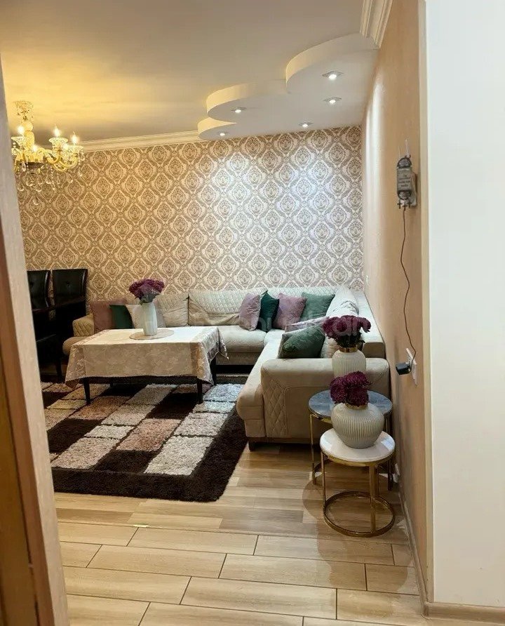 3 Սենյականոց Բնակարան, 80քմ, 1/4 հարկ, Զրոյական Վիճակում