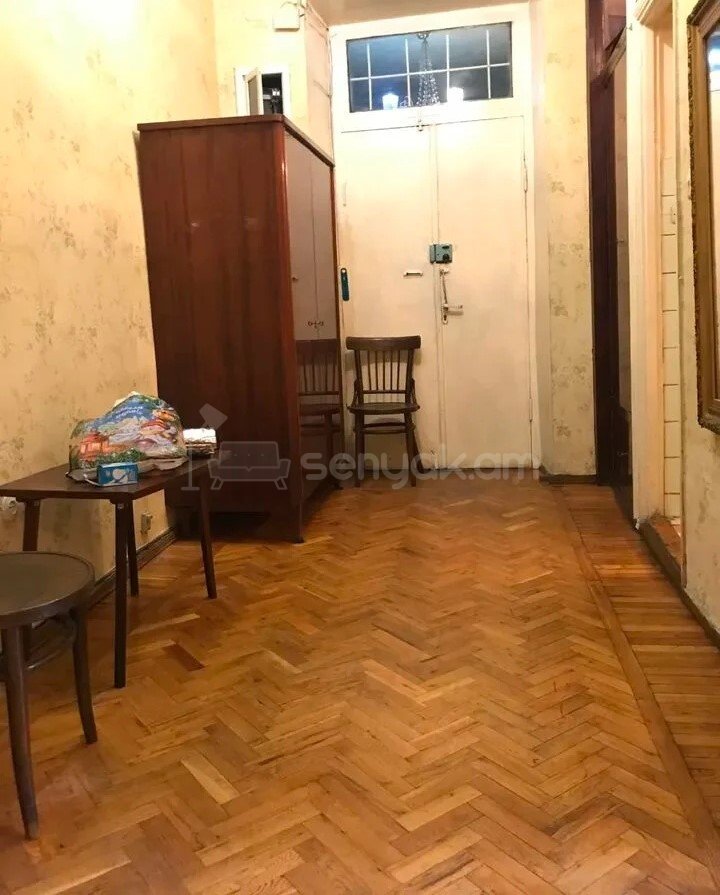 2 Սենյականոց Բնակարան Քարե Շենքում, 67քմ, 2/4 հարկ, Պետական Վիճակում