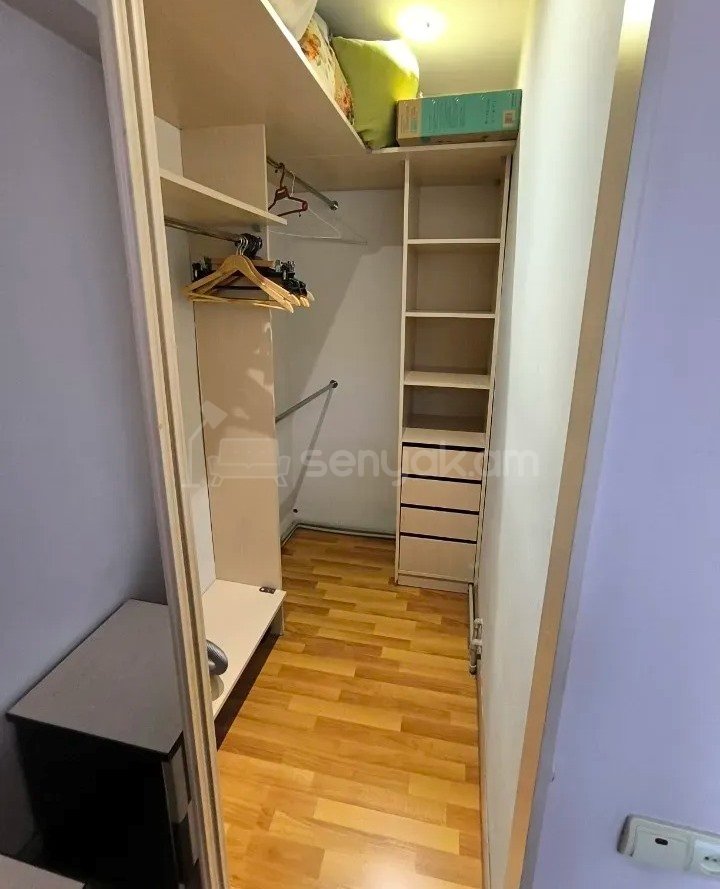 2 Սենյականոց Բնակարան Քարե Շենքում, 45քմ, 8/10 հարկ, Կապիտալ Վերանորոգված, Կահավորված, Արևկող