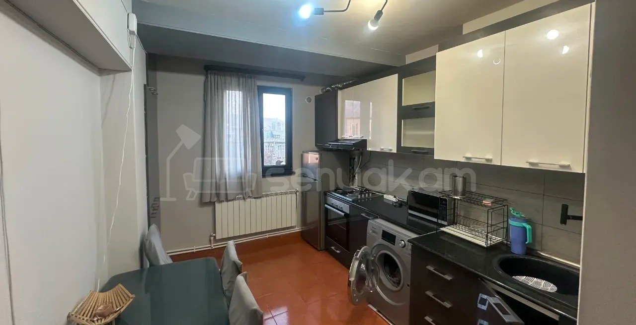 2 Սենյականոց Բնակարան Քարե Շենքում, 50քմ, 5/12 հարկ, Կապիտալ Վերանորոգված, Կահավորված, Արևկող