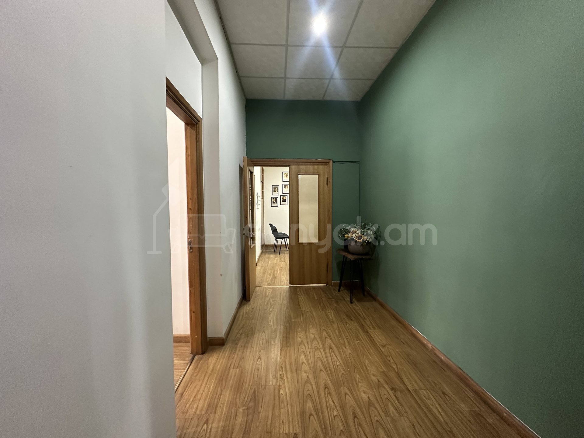 Օֆիսային Տարածք, 105քմ, Կապիտալ Վերանորոգված