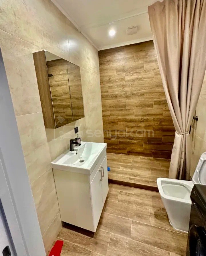 2 Սենյականոց Բնակարան Քարե Շենքում, 53քմ, 7/16 հարկ, Կապիտալ Վերանորոգված, Կահավորված, Արևկող