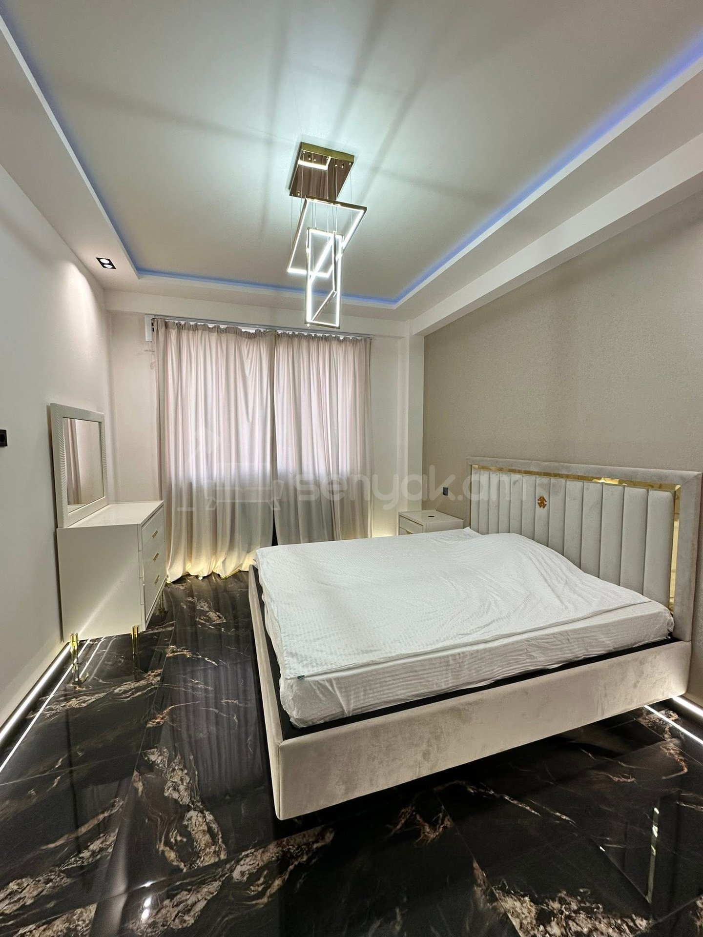 4 Սենյականոց Բնակարան Նորակառույցում, 127քմ, 13/13 հարկ, Դիզայներական Վերանորոգված