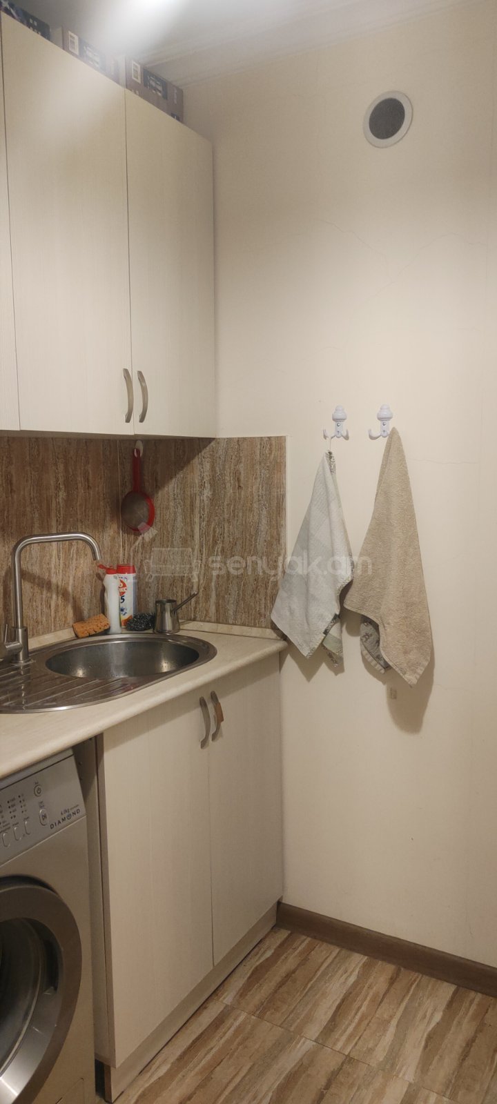 2 Սենյականոց Բնակարան, 32քմ, 4/4 հարկ, Կապիտալ Վերանորոգված, Կահավորված, Արևկող
