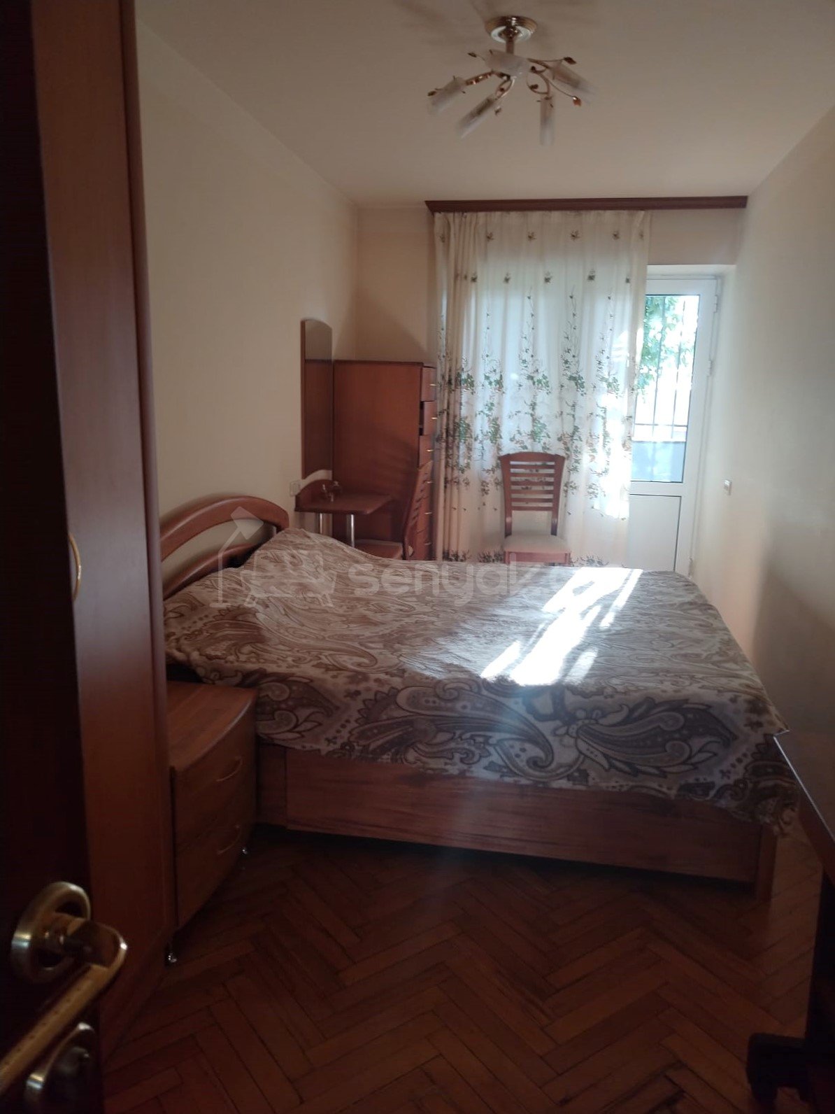 3 Սենյականոց Բնակարան Քարե Շենքում, 60քմ, 2/5 հարկ, Կոսմետիկ Վերանորոգված, Կահավորված