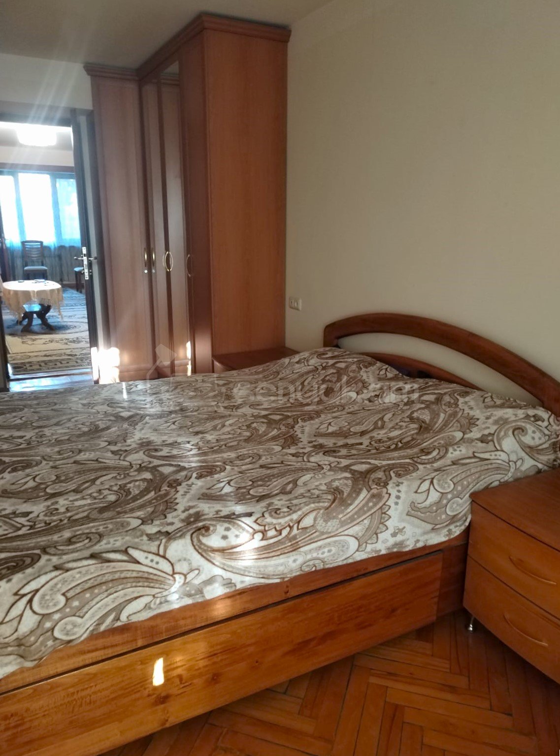 3 Սենյականոց Բնակարան Քարե Շենքում, 60քմ, 2/5 հարկ, Կոսմետիկ Վերանորոգված, Կահավորված