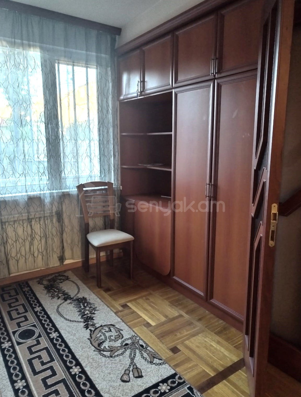3 Սենյականոց Բնակարան Քարե Շենքում, 60քմ, 2/5 հարկ, Կոսմետիկ Վերանորոգված, Կահավորված