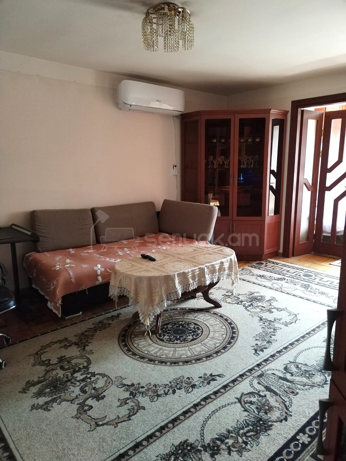 3 Սենյականոց Բնակարան Քարե Շենքում, 60քմ, 2/5 հարկ, Կոսմետիկ Վերանորոգված, Կահավորված