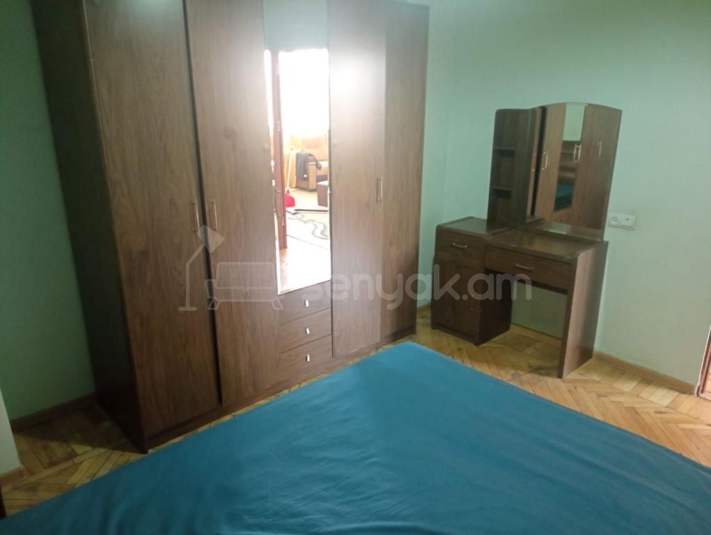 3 Սենյականոց Բնակարան, 60քմ, 3/13 հարկ, Նորմալ Վիճակում, Կահավորված, Արևկող