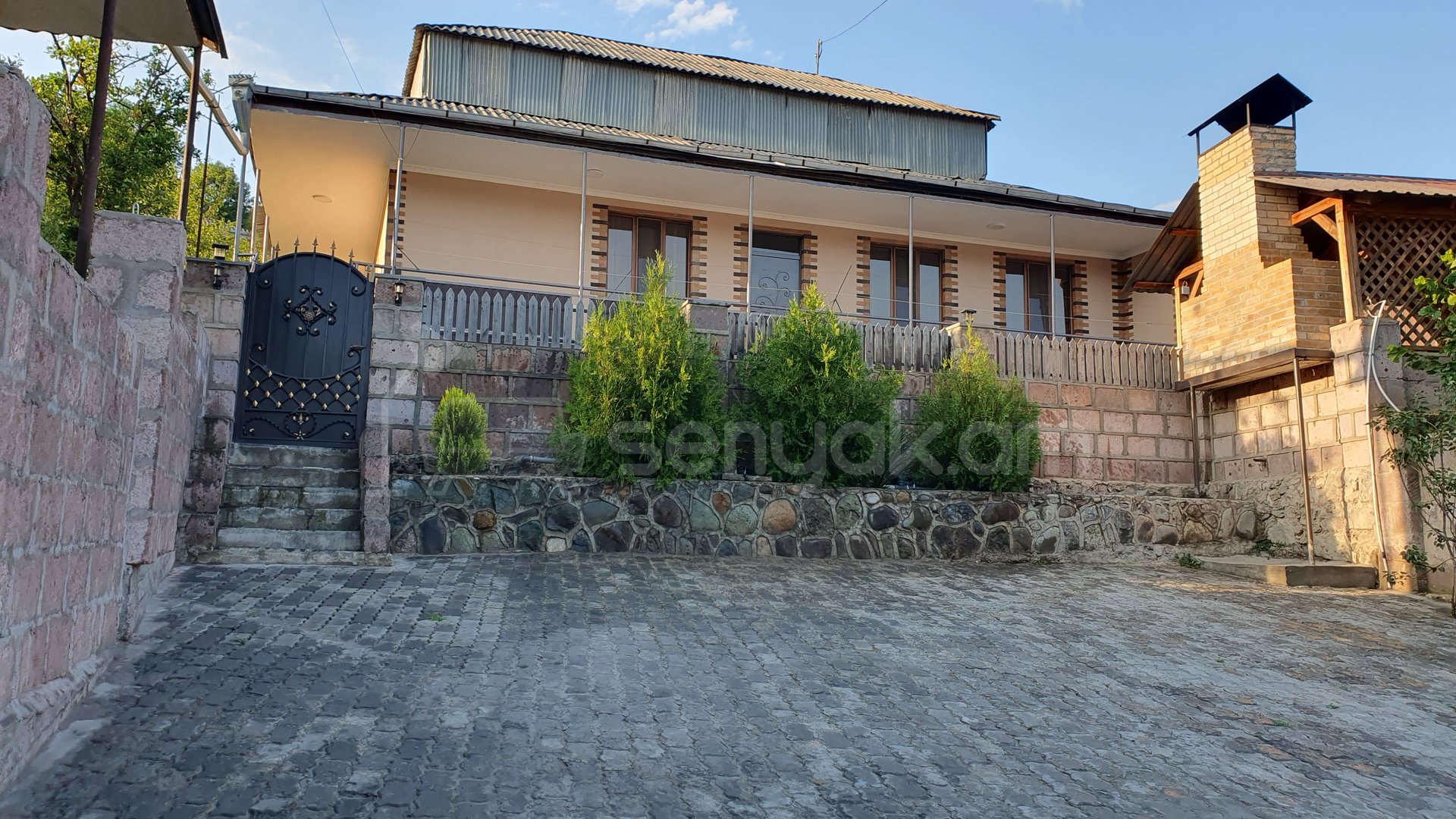 4 Սենյականոց Սեփական Տուն, 120քմ, Կապիտալ Վերանորոգված