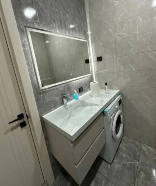 2 Սենյականոց Բնակարան, 60քմ, 6/18 հարկ, Դիզայներական Վերանորոգված, Կահավորված, Արևկող