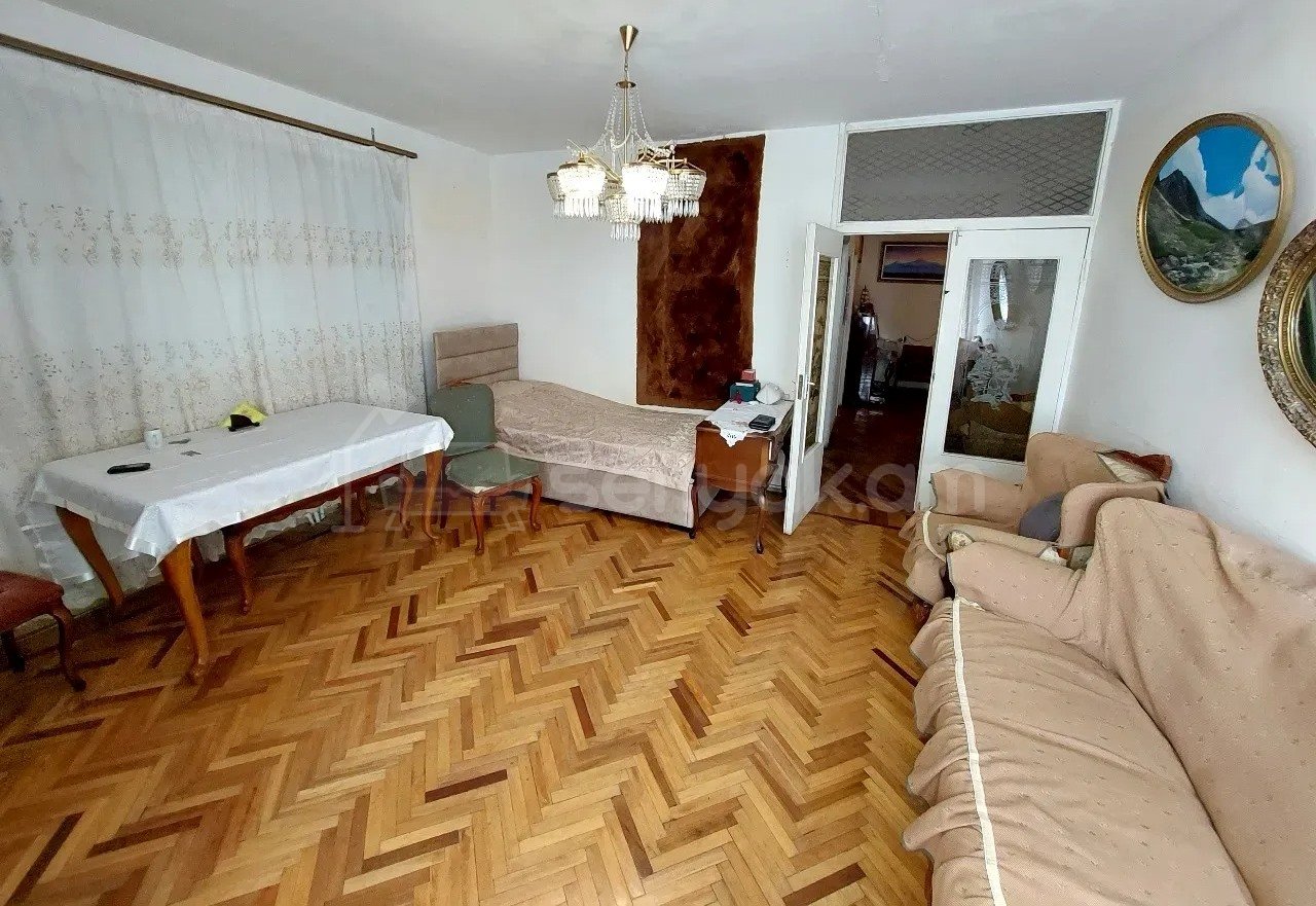 3 Սենյականոց Բնակարան, 83քմ, 3/14 հարկ, Պետական Վիճակում