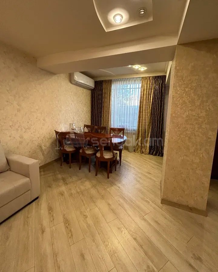 2 Սենյականոց Բնակարան, 70քմ, 2/9 հարկ, Դիզայներական Վերանորոգված, Կահավորված