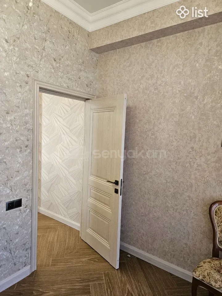 4 Սենյականոց Բնակարան Նորակառույցում, 122քմ, 14/17 հարկ, Կապիտալ Վերանորոգված, Կահավորված, Արևկող