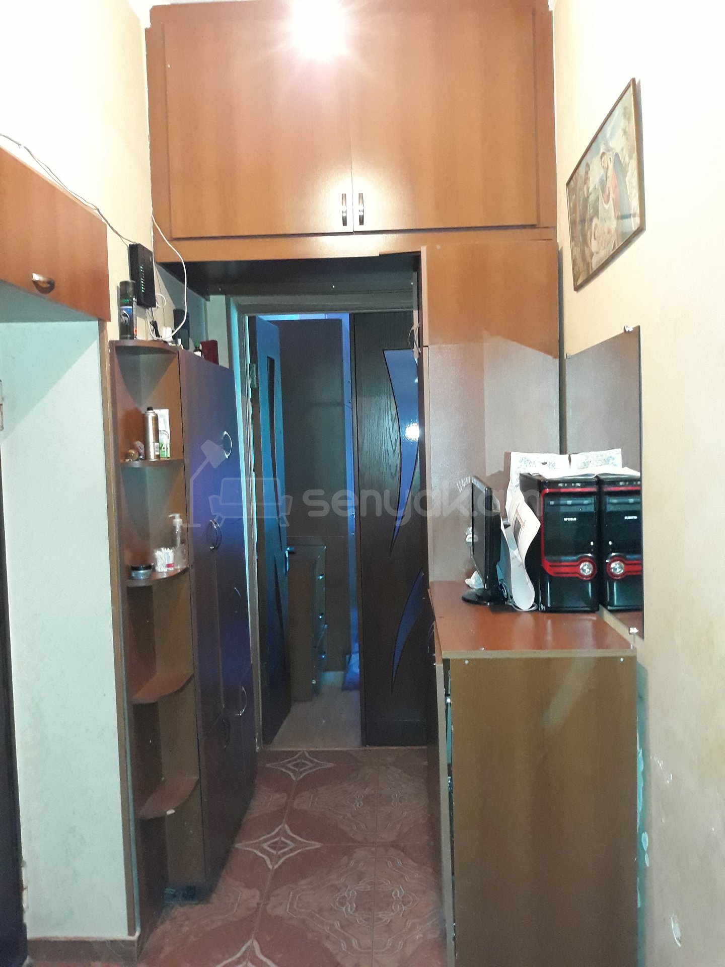 2 Սենյականոց Բնակարան Քարե Շենքում, 60քմ, 4/4 հարկ, Նորմալ Վիճակում