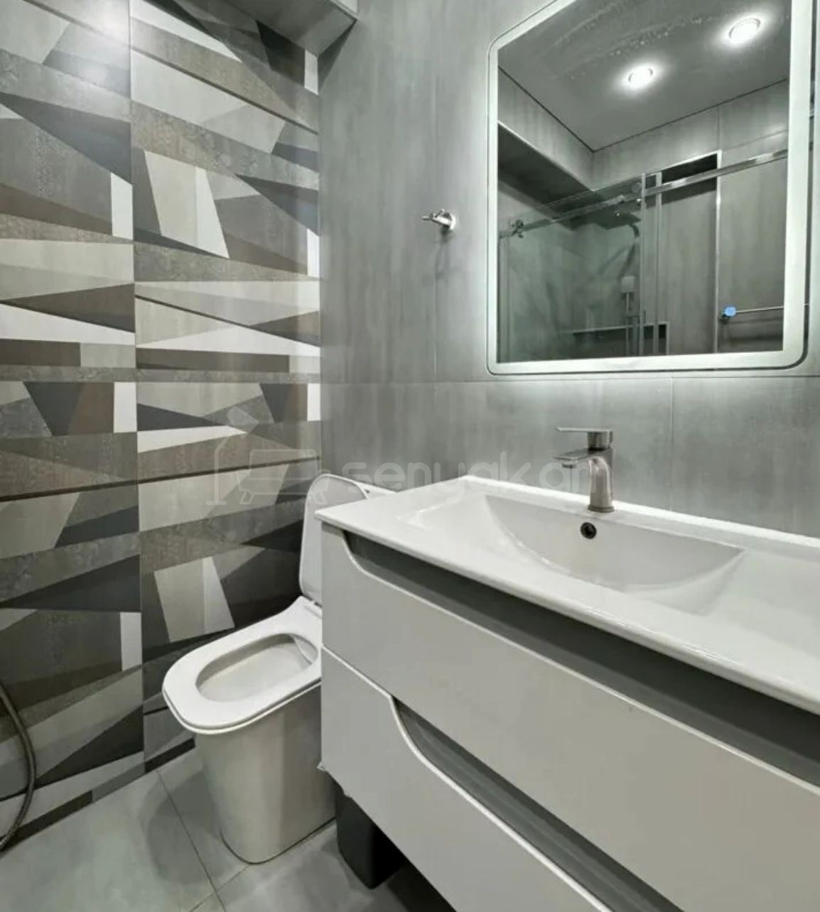2 Սենյականոց Բնակարան Նորակառույցում, 50քմ, 3/10 հարկ, Դիզայներական Վերանորոգված, Կահավորված, Արևկող