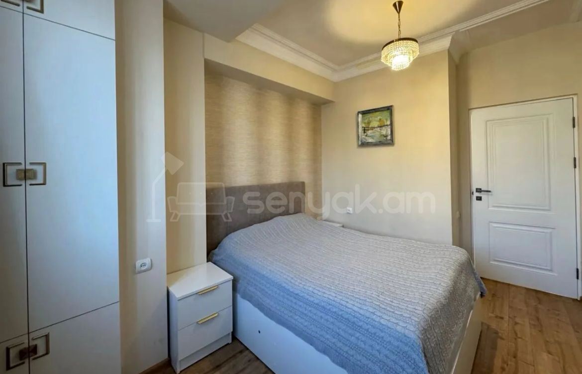 2 Սենյականոց Բնակարան Նորակառույցում, 50քմ, 3/10 հարկ, Դիզայներական Վերանորոգված, Կահավորված, Արևկող