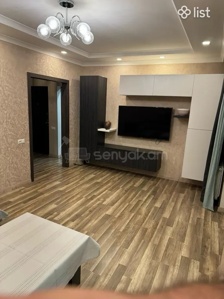 4 Սենյականոց Բնակարան, 81քմ, 6/9 հարկ, Դիզայներական Վերանորոգված, Կահավորված