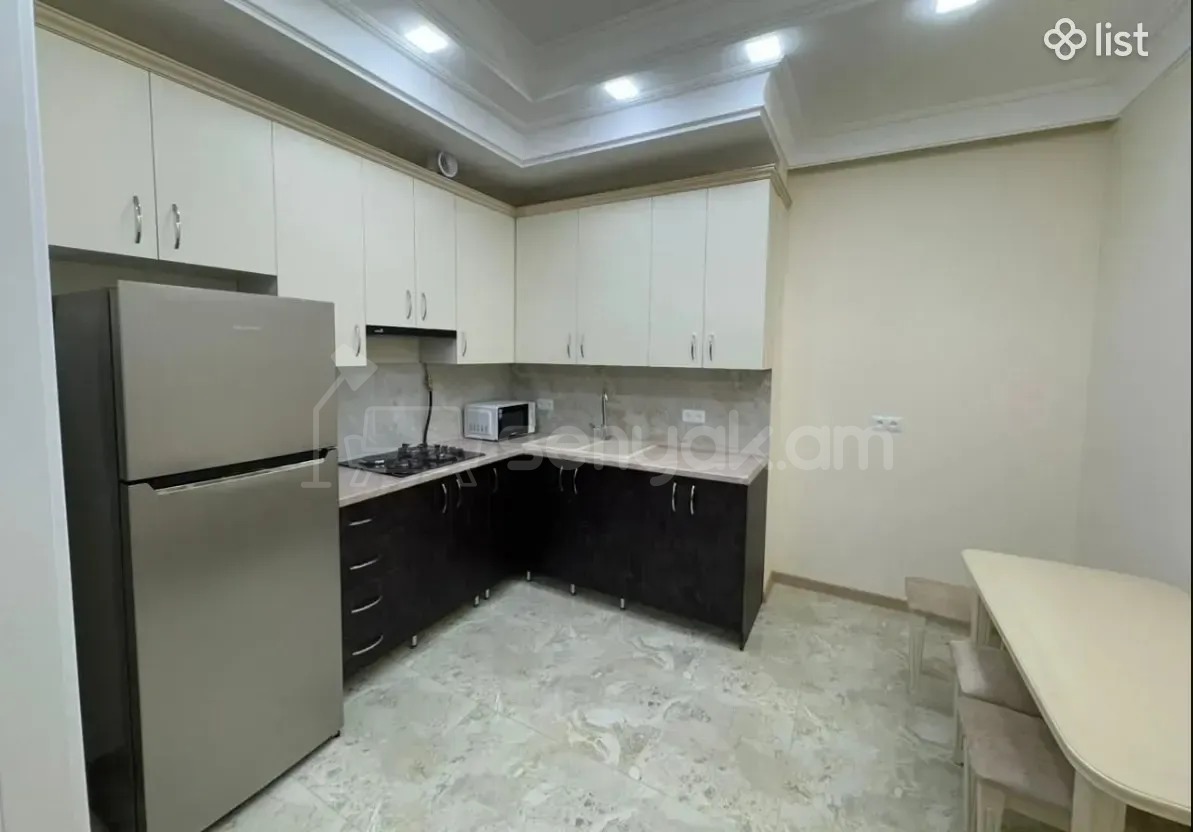 3 Սենյականոց Բնակարան Նորակառույցում, 74քմ, 11/18 հարկ, Կապիտալ Վերանորոգված, Կահավորված, Արևկող