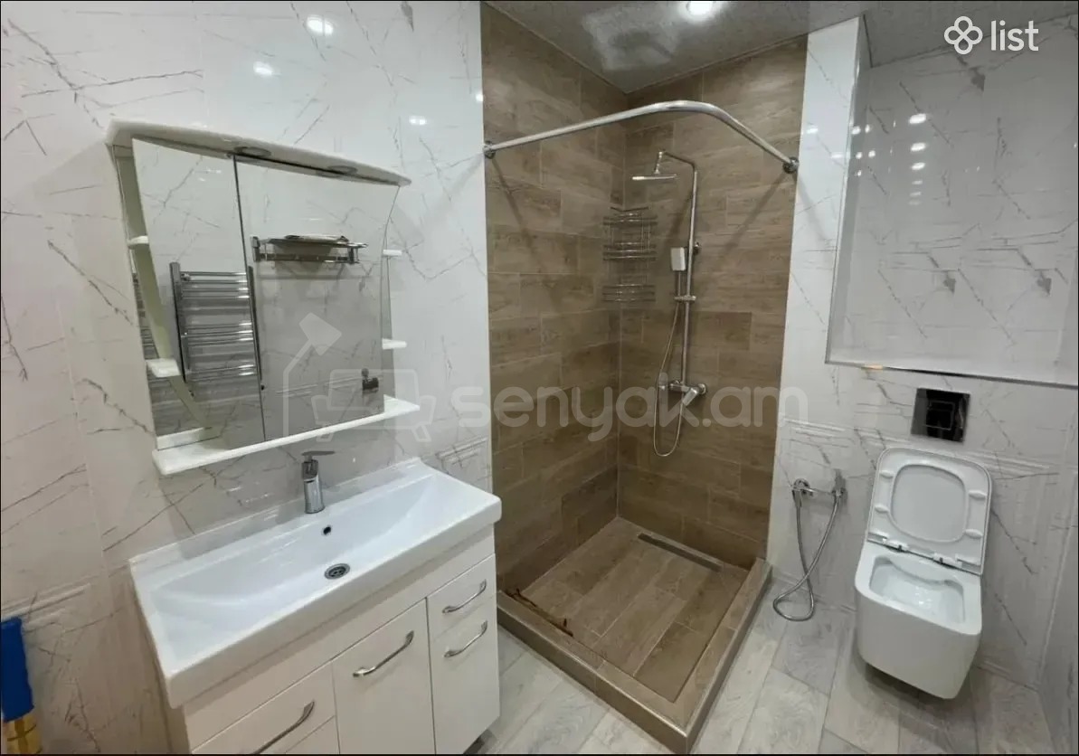 3 Սենյականոց Բնակարան Նորակառույցում, 74քմ, 11/18 հարկ, Կապիտալ Վերանորոգված, Կահավորված, Արևկող