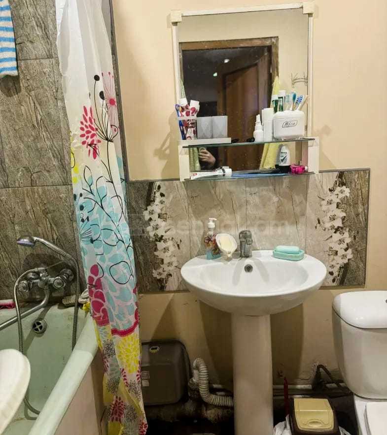3 Սենյականոց Բնակարան, 72քմ, 9/9 հարկ, Նորմալ Վիճակում