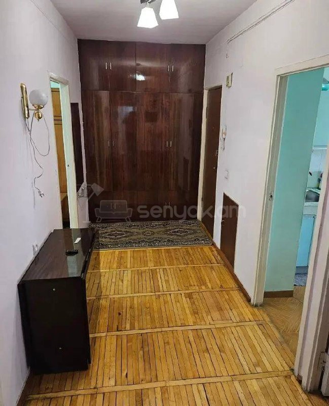 4 Սենյականոց Բնակարան, 82քմ, 3/9 հարկ, Կոսմետիկ Վերանորոգված