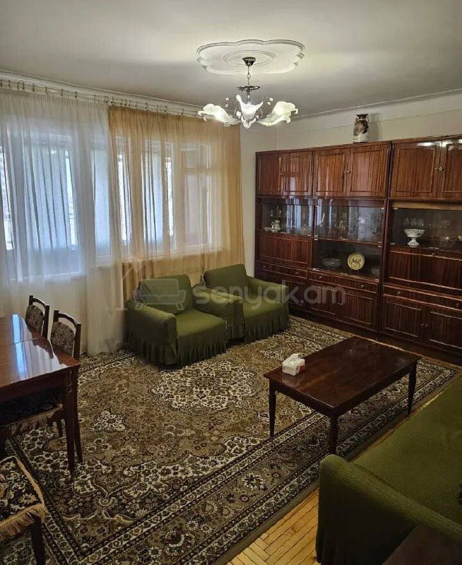 4 Սենյականոց Բնակարան, 82քմ, 3/9 հարկ, Կոսմետիկ Վերանորոգված