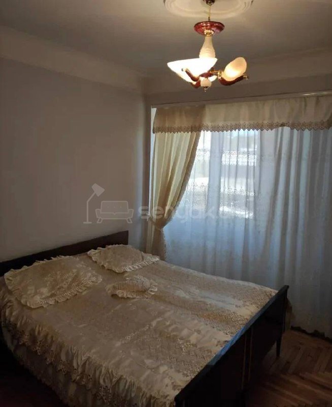 4 Սենյականոց Բնակարան, 82քմ, 3/9 հարկ, Կոսմետիկ Վերանորոգված