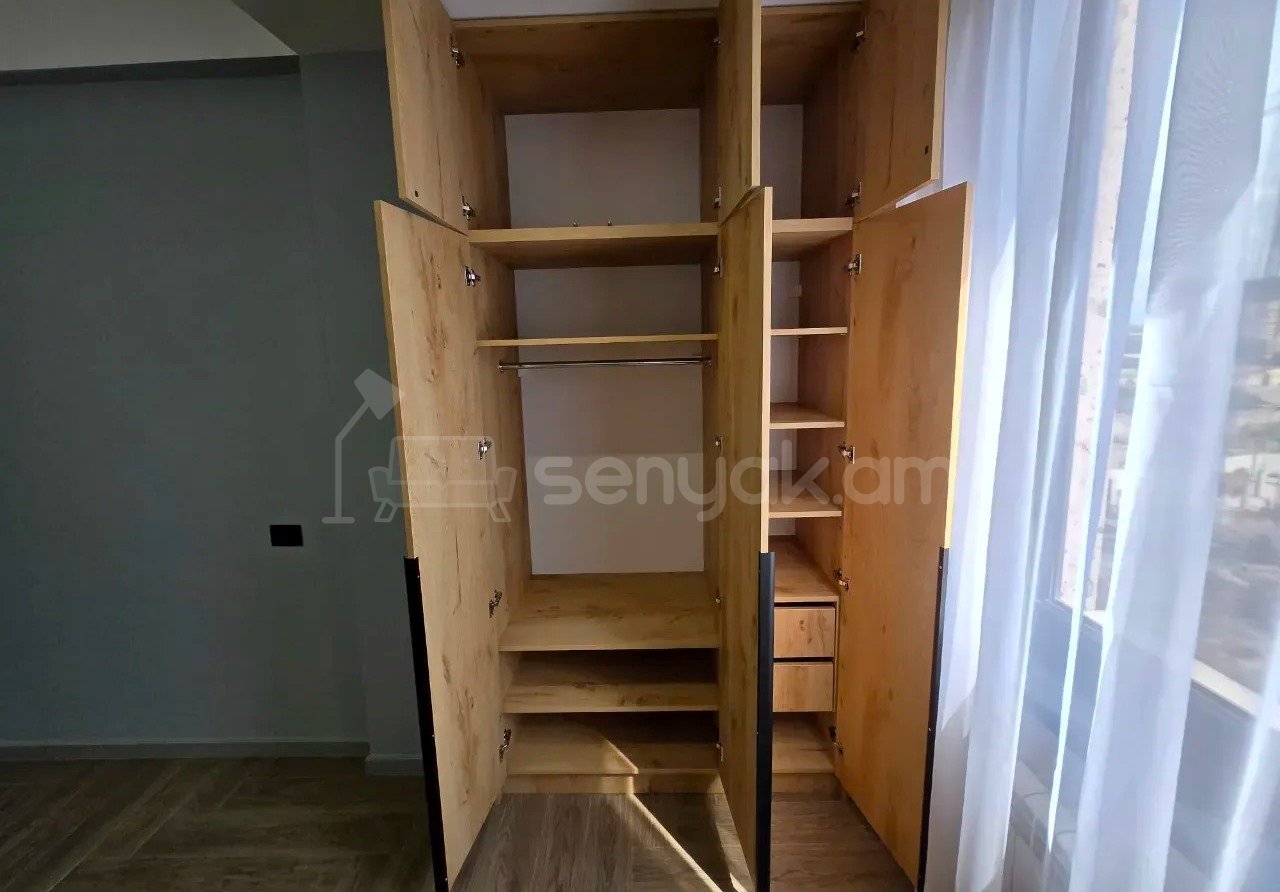 4 Սենյականոց Բնակարան Նորակառույցում, 95քմ, 4/14 հարկ, Կապիտալ Վերանորոգված, Կահավորված, Արևկող