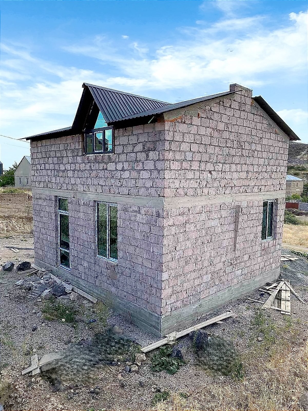 3 Սենյականոց Սեփական Տուն, 92քմ
