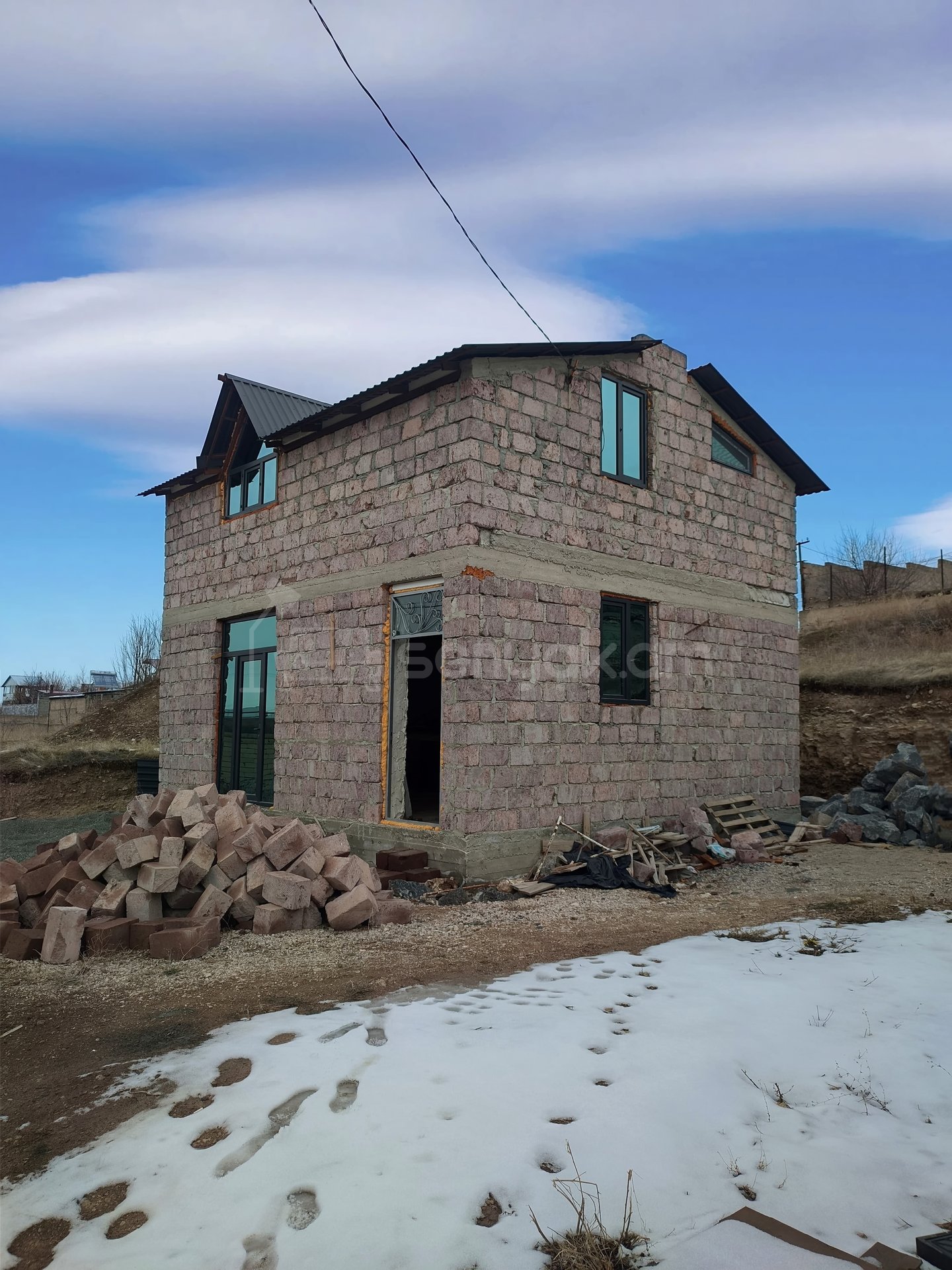 3 Սենյականոց Սեփական Տուն, 92քմ