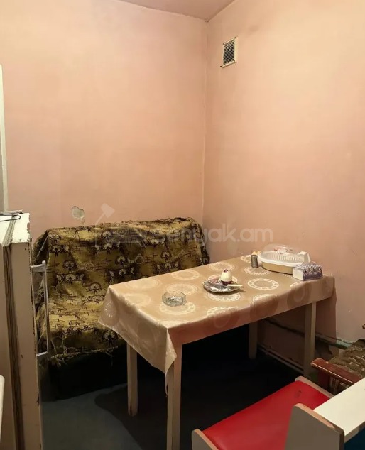2 Սենյականոց Բնակարան, 63քմ, 12/12 հարկ, Պետական Վիճակում