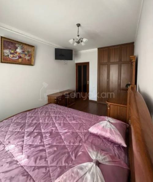 3 Սենյականոց Բնակարան, 74քմ, 8/10 հարկ, Կապիտալ Վերանորոգված, Կահավորված, Արևկող