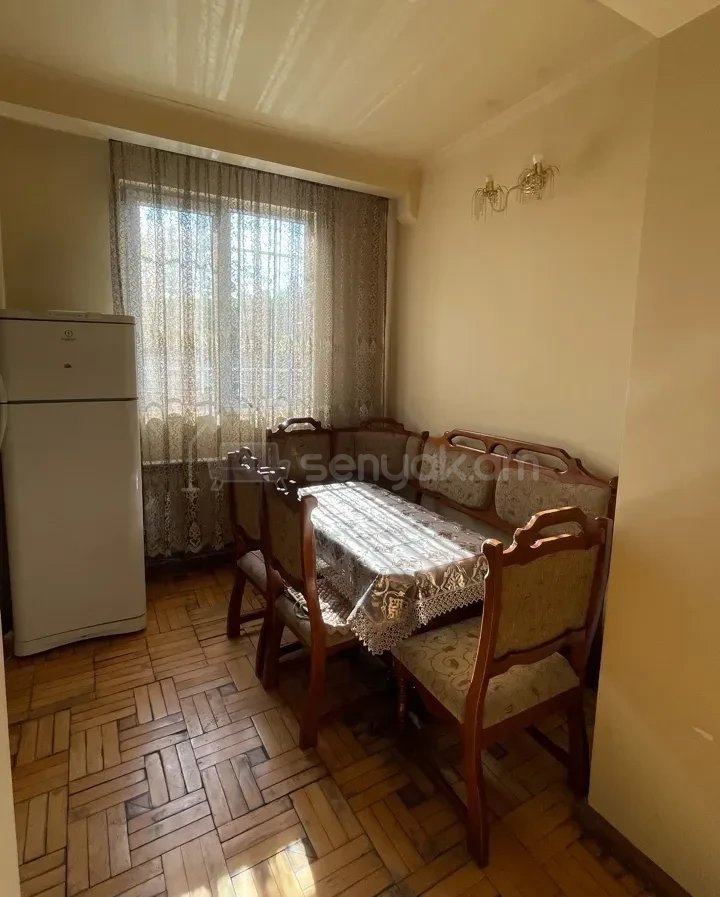 2 Սենյականոց Բնակարան Քարե Շենքում, 68քմ, 3/5 հարկ, Կոսմետիկ Վերանորոգված, Կահավորված, Արևկող
