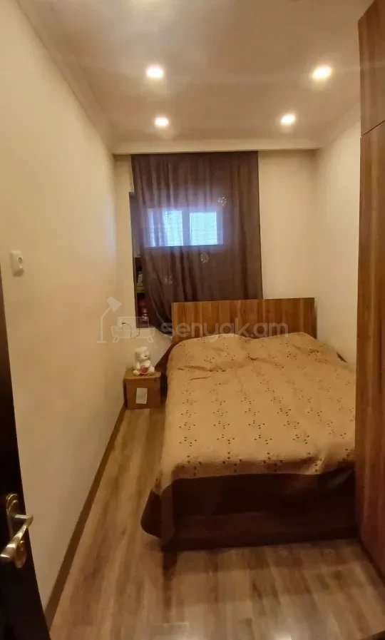 1 Սենյականոց Բնակարան, 56քմ, 8/9 հարկ, Դիզայներական Վերանորոգված, Կահավորված, Արևկող