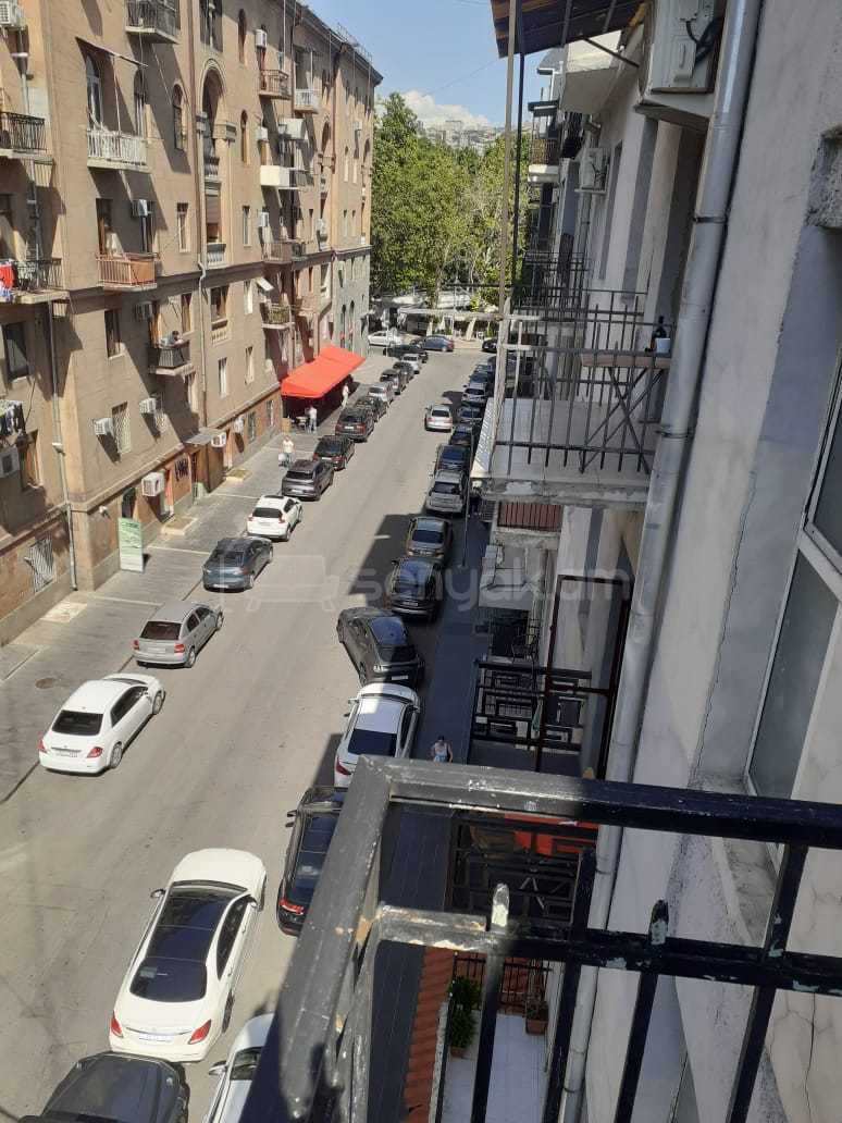1 Սենյականոց Բնակարան, 45քմ, 4/4 հարկ, Կապիտալ Վերանորոգված
