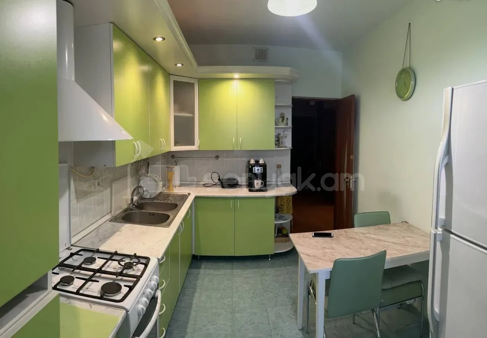 2 Սենյականոց Բնակարան, 74քմ, 5/12 հարկ, Կապիտալ Վերանորոգված, Կահավորված, Արևկող