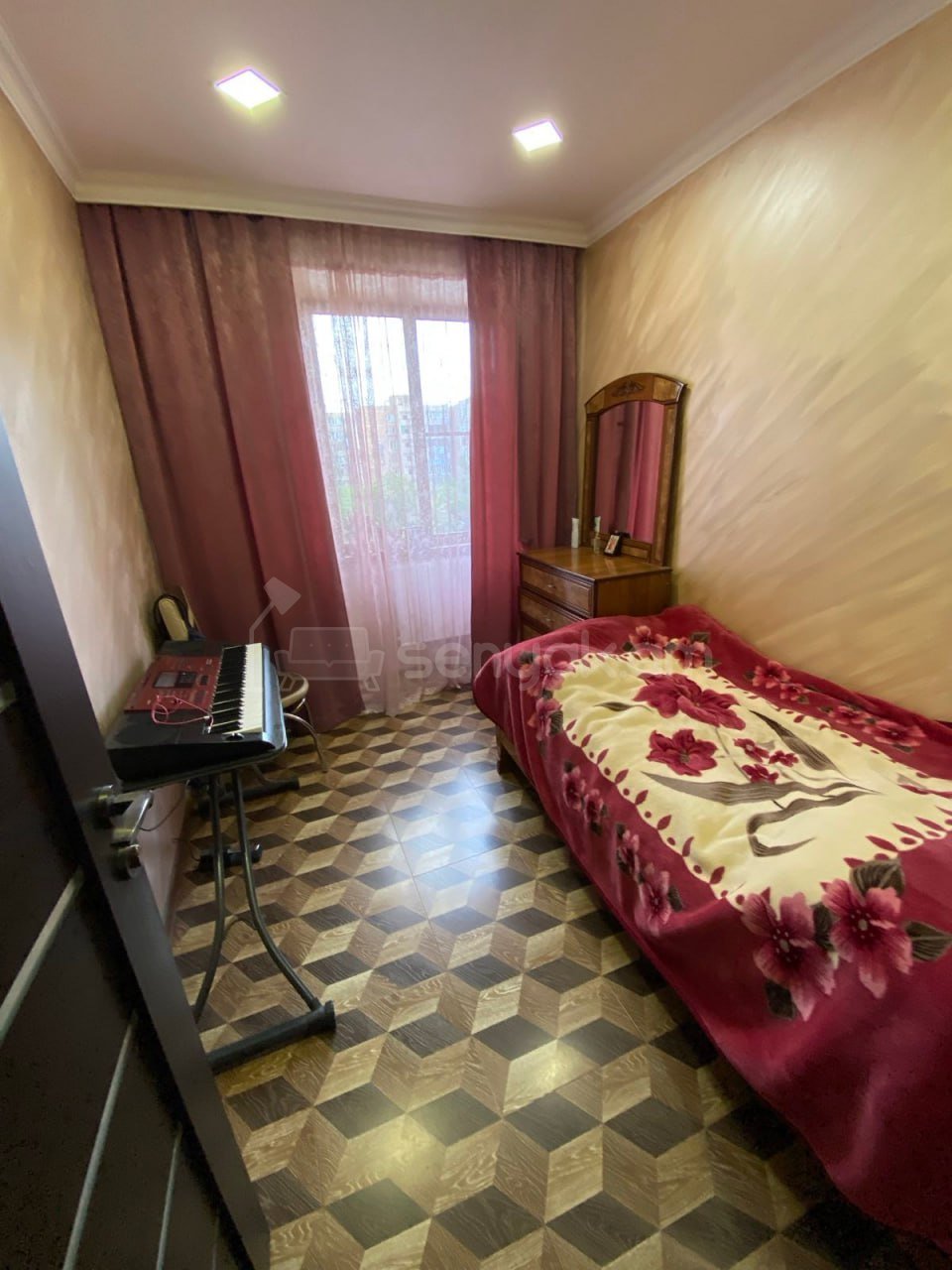 4 Սենյականոց Բնակարան, 90քմ, 5/9 հարկ, Կապիտալ Վերանորոգված